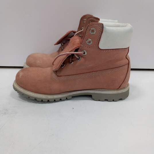 Timberland  Boots Women's SZ 8M image number 3