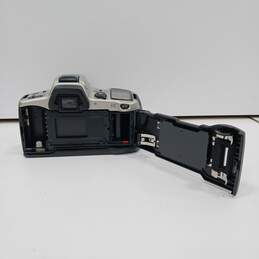Minolta Dynax 500Si Camera w/Case alternative image