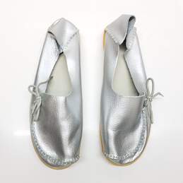 Women Silver Flats Loafers Leather Shoes Size 10.5 (44) alternative image