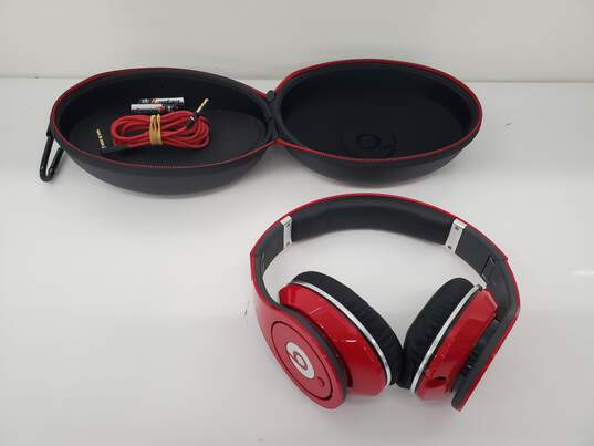 Beats by Dre Headphones Red w/case image number 1