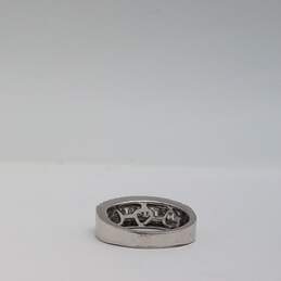 14k White Gold Three Row Diamond Baguette Sz 5 Ring 4.1g alternative image