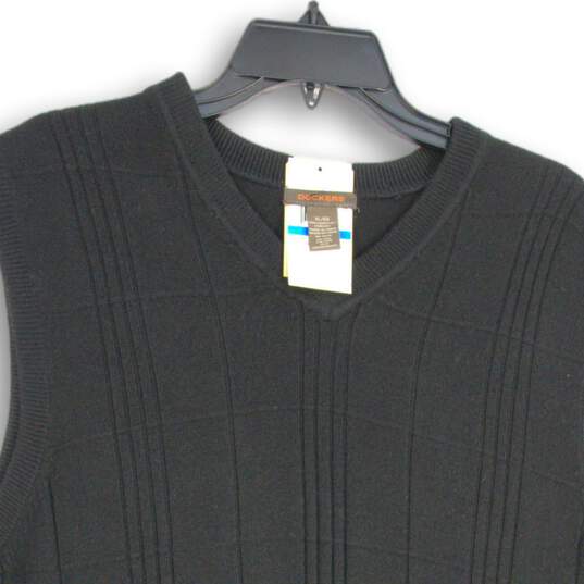 NWT Mens Black Knitted V-Neck Sleeveless Pullover Sweater Size XL image number 3