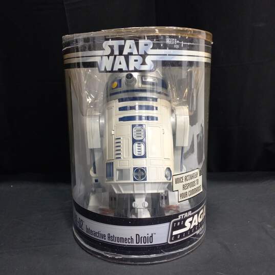 R2-D2 Interactive Astromech Droid IOB image number 1