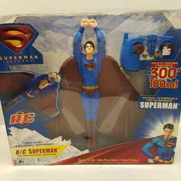 Mattel J2098 DC Superman Returns R/C Superman Flying Figure