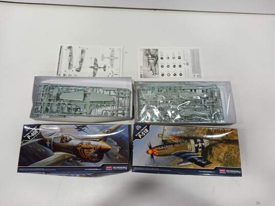 5pc Bundle of Assorted Model Building Kits image number 2
