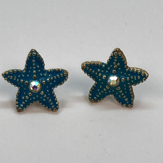 Designer Betsey Johnson Gold-Tone Blue Rhinestone Starfish Stud Earrings image number 3