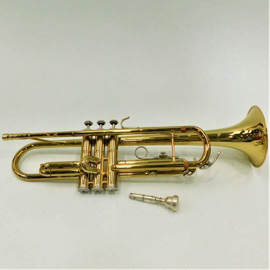 Holton Brand T602 Model B Flat Trumpet w/ Case and Mouthpiece (Parts and Repair) image number 4