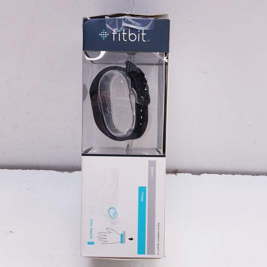 Fitbit Charge HR Wireless Activity Wristband Size S image number 2