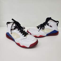 Nike Air Jordan Mars 270 Red White & Boy Basketball Sneakers Size 9 alternative image