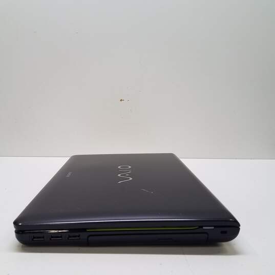 Sony VAIO PCG-61611L 15.6-inch AMD Vision (No HDD) image number 3