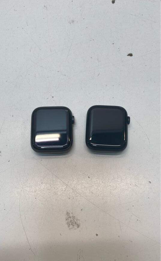 Apple Watches Series SE & 5 (Activation Locked) - Lot of 2 image number 1
