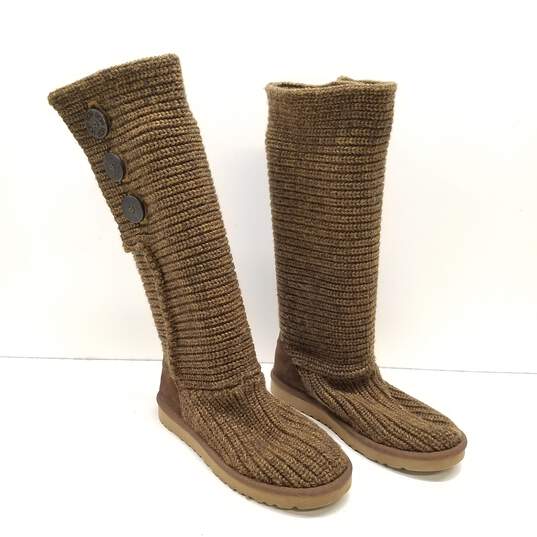 UGGS Classic Cardy Women's Boots Brown Size 8 image number 3