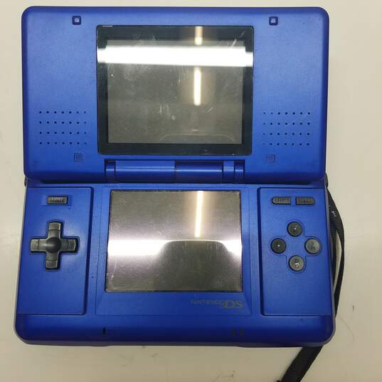 Blue Nintendo DS w/Bomberman Max 2 Blue Advance image number 2