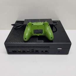 Microsoft Xbox One 500GB Black Console with Controller #7 alternative image