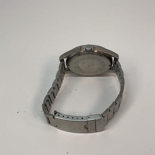 IOB Designer Swiss Army Victorinox Silver-Tone Round Dial Analog Wristwatch image number 4