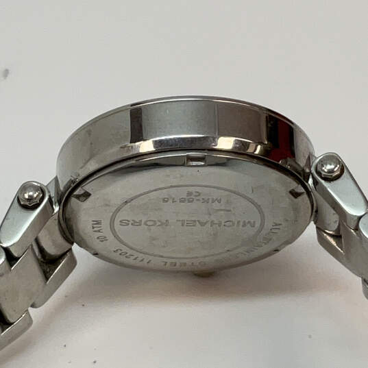 Designer Michael Kors Mini Parker MK-5615 Silver-Tone Analog Wristwatch image number 5