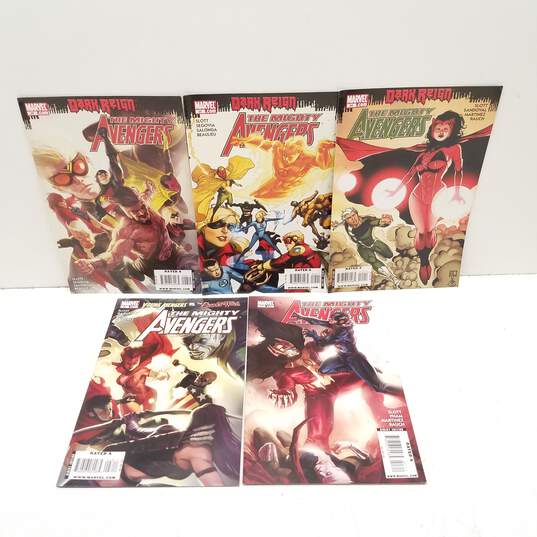 Marvel Avengers Comic Books image number 5
