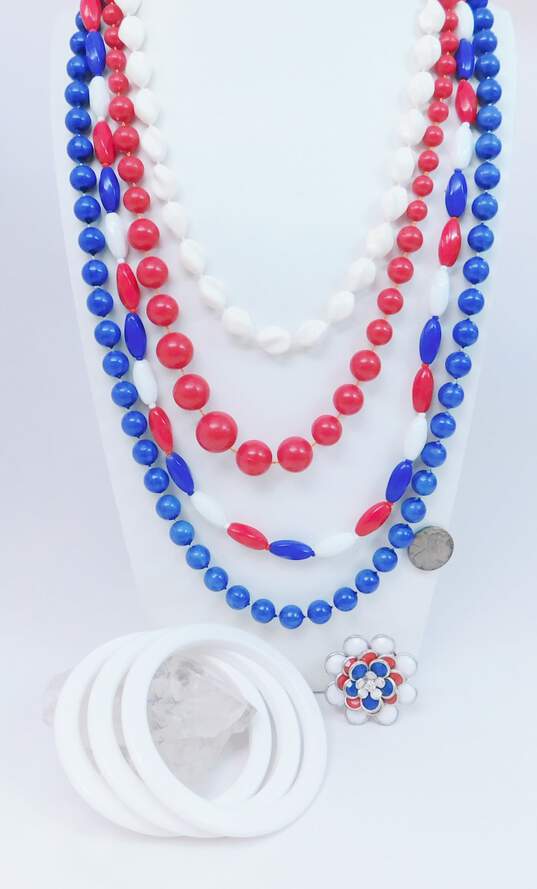 VNTG Red White Blue Americana Beaded Jewelry Lot image number 8