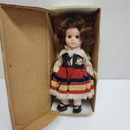 Lot of 4 Vintage Dolls World of Ginny and Shirley Temple alternative image