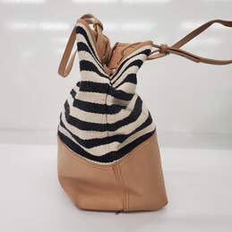 UGG Black & White Striped Knit Tote Bag alternative image