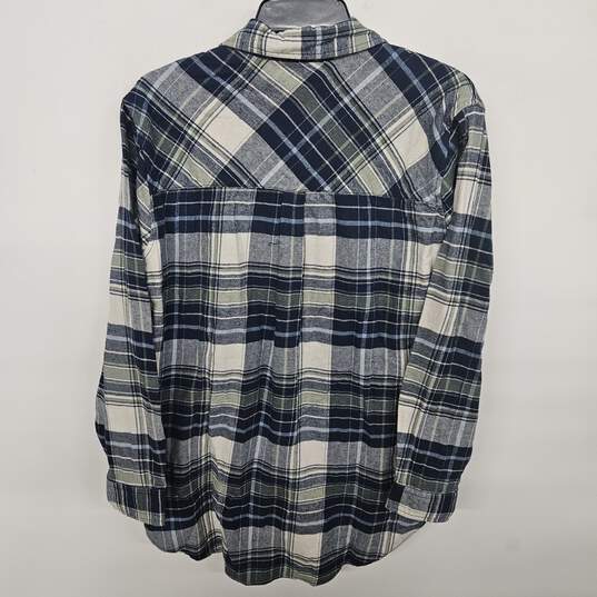 Gap Relaxed Fit Long Sleeve Button Up Flannel image number 2