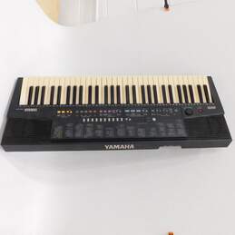 VNTG Yamaha Brand PSR-210 Model Electronic Keyboard/Piano w/ Power Adapter alternative image