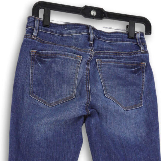 Womens Blue Denim Medium Wash Pockets Stretch Skinny Leg Jeans Size 24/4 image number 4