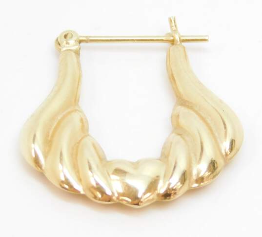 14K Yellow Gold Heart Shrimp Hoop Earrings 2.6g image number 2