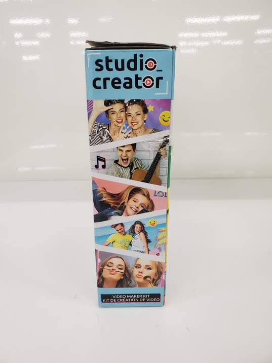 Studio Creator Video Kit Green Screen LED Ring Light Tripod & Selfie Creator Used image number 2