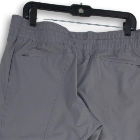Womens Gray Flat Front Zipper Pocket Tapered Leg Pull-On Capri Pants Size 12 image number 4