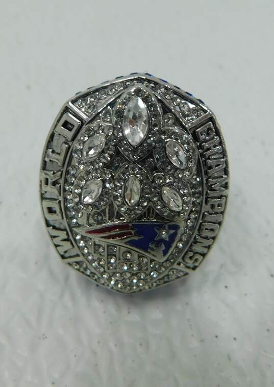 Tom Brady New England Patriots 2018 Super Bowl LIII Replica Ring image number 1
