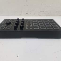 Behringer DJ Controller CMD DC-1-SOLD AS IS, NO USB CABLE alternative image