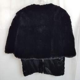 Vintage women's black fur eveningwear capelet alternative image