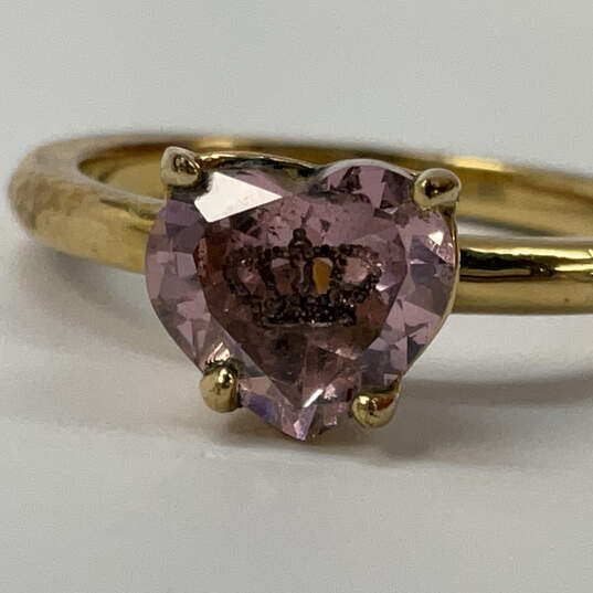 Designer Juicy Couture Gold-Tone Purple Heart Shape Stone Classic Band Ring image number 3