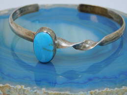 Artisan 925 Southwestern Turquoise Oval Cabochon Twisted Accent Unique Cuff Bracelet 15.3g