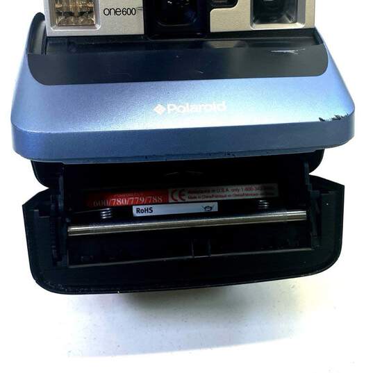 Polaroid One 600 Instant Camera image number 6
