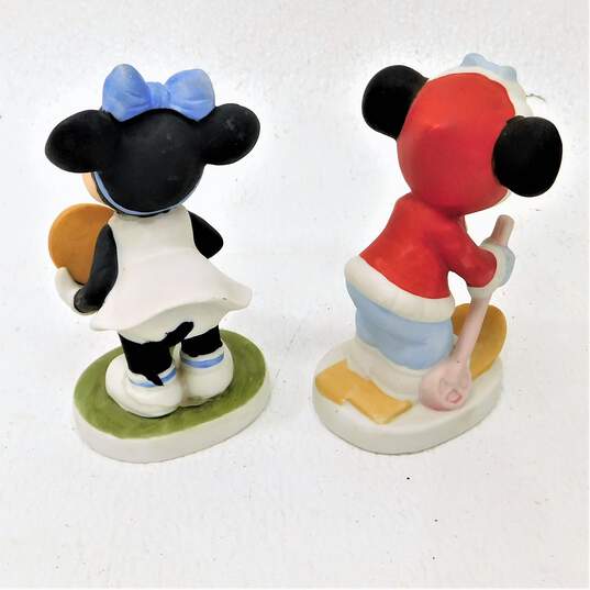 VNTG Walt Disney Productions Brand Minnie Mouse Skiing and Tennis Ceramic Figurines (Set of 2) image number 2