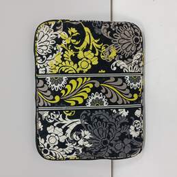 Women's Vera Bradley Quilted Flower Pattern Laptop Case alternative image