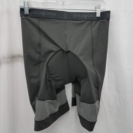 Patagonia Grey Shorts Worn Wear image number 2