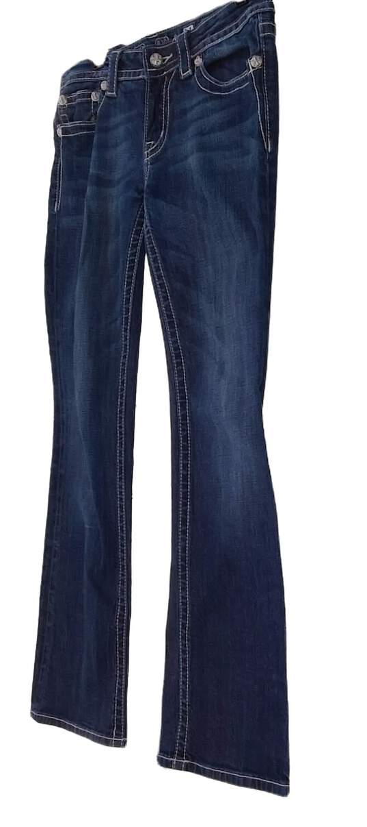 Women's Blue Regular Fit Medium Wash Denim Bootcut Jeans Size 31 image number 2