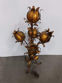 Vintage Metal Flower Art Lamp (36"x18"x5")