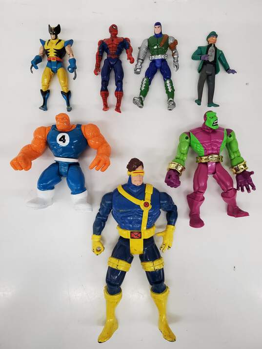 Lot of Early 90's Superhero Action Figures image number 1
