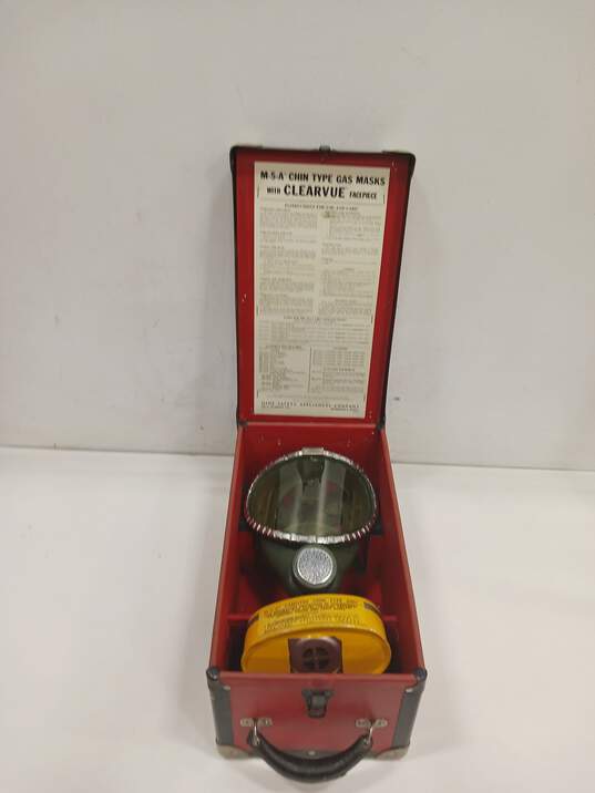 Vintage M-S-A Chin Type Gas Mask with Clearvue Facepiece IOB image number 1