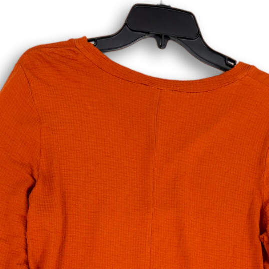 NWT Womens Orange Regular Fit Long Sleeve V-Neck Pullover T- Shirt Size S image number 4