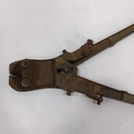 Large Vintage Heavy Duty Wire Cutters image number 4