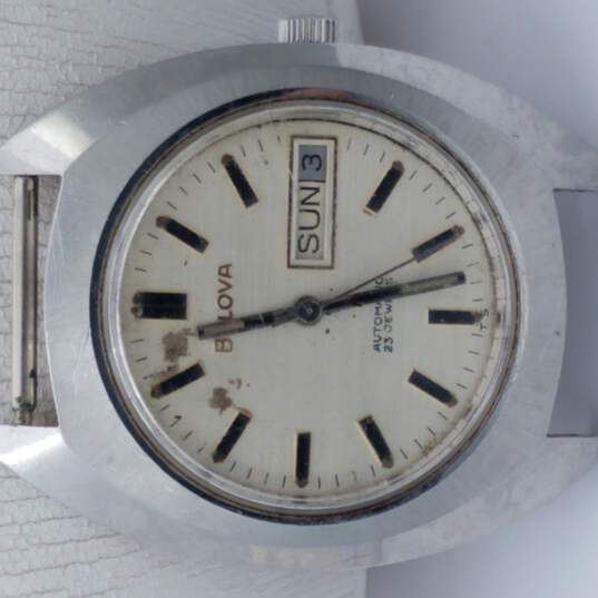 Vintage Bulova T223849 Automatic Wind Up 23 Jewels Watch RUNNING image number 5