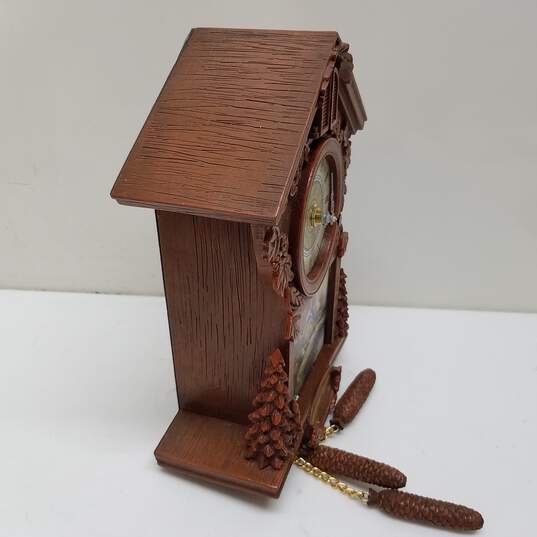 Thomas Kincaid Timeless Moment Battery Cuckoo Clock - Untested image number 6