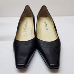 Ann Taylor Black Leather Pointed Toe Kitten Heels Size 8 alternative image