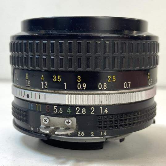 Nikon Ai-s NIKKOR 50mm f/1.4 MF Standard Prime Camera Lens image number 2