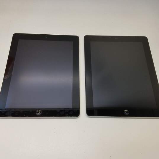 Apple iPad (4th Generation) A1458 - LOCKED - Lot of 2 image number 1